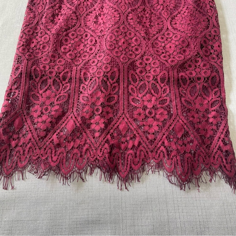 Lulu’s Remarkable Burgundy Lace Sheath Dress. Size XS - Picture 12 of 16